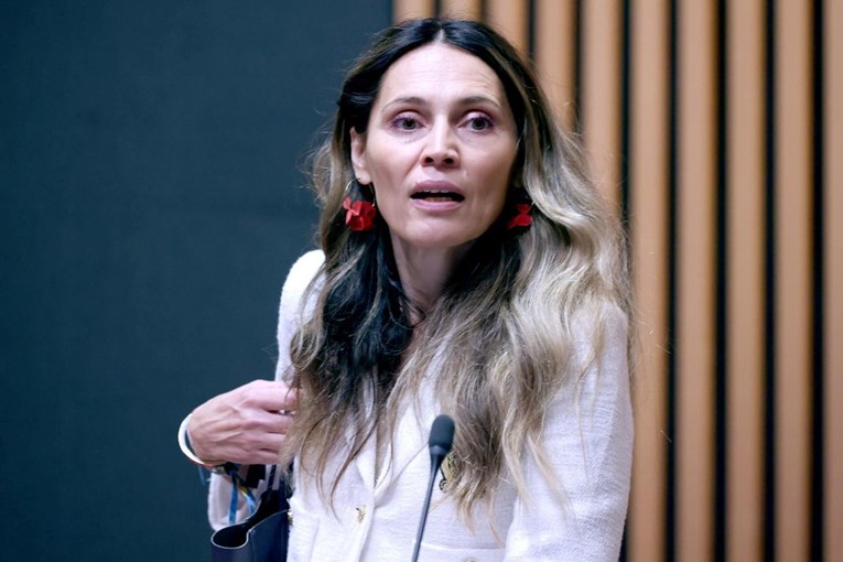 Državna tajnica: Od uvođenja eura izgubili smo 1100 mjenjačnica