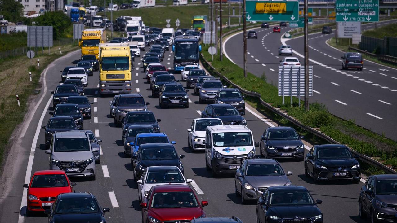 Image 46: KAOS NA A3 Kolona je 15 km i raste! Izbjegnite ovu dionicu