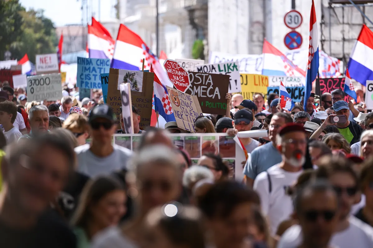Benčić s Trga: „Otpadni HDZ“. Ličani su tražili sanaciju, Možemo! izbore