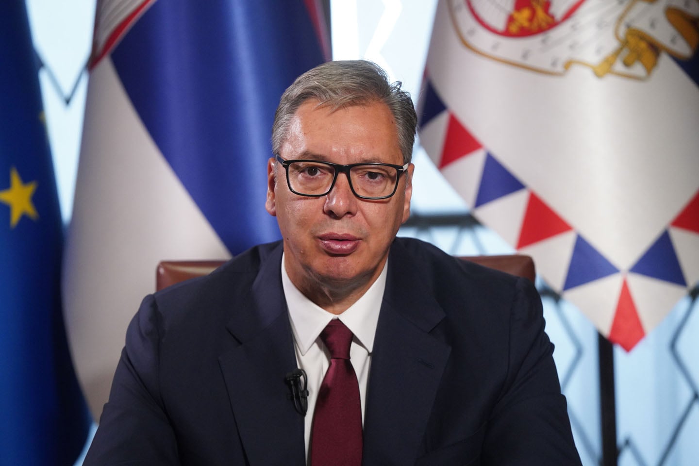 Vučić: ostavka 27. rujna, pa kampanja s „kamiončetom“. Studenti predaju 70.000 potpisa