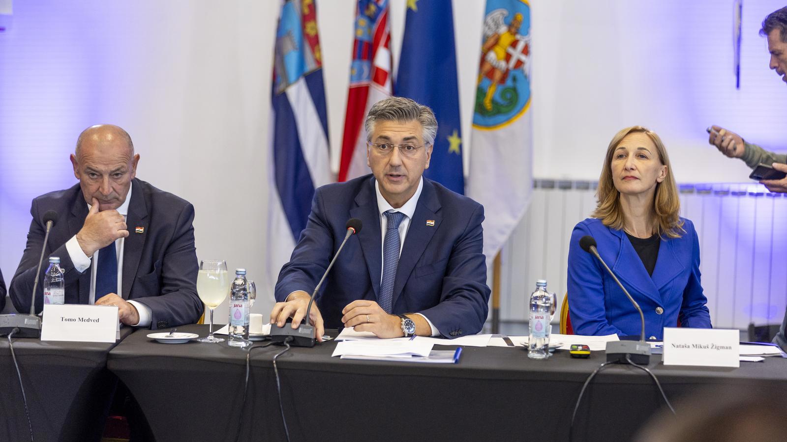PLENKOVIĆ TOMAŠEVIĆU: ODGOVORNOST ZA ŠTRAJK JE NA TEBI I GRADU