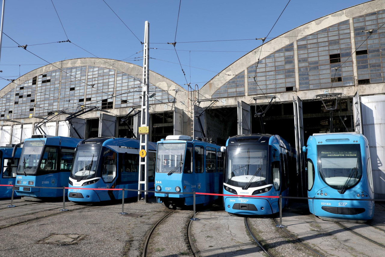 Tramvaji ZET-a u remizi