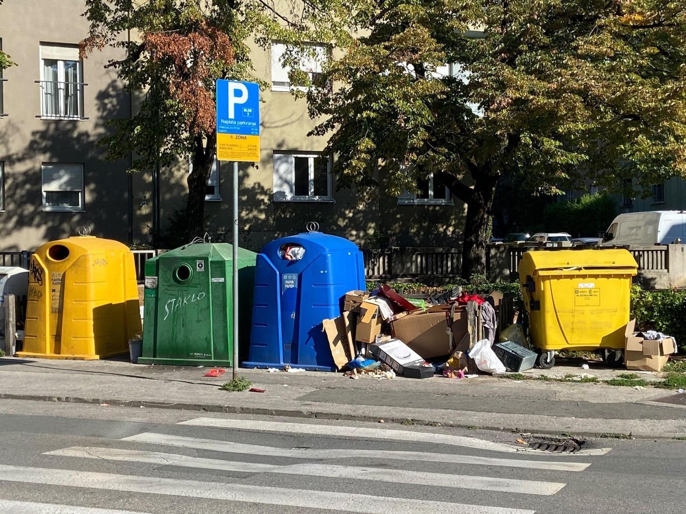 Spremnici za reciklažu u Ilici