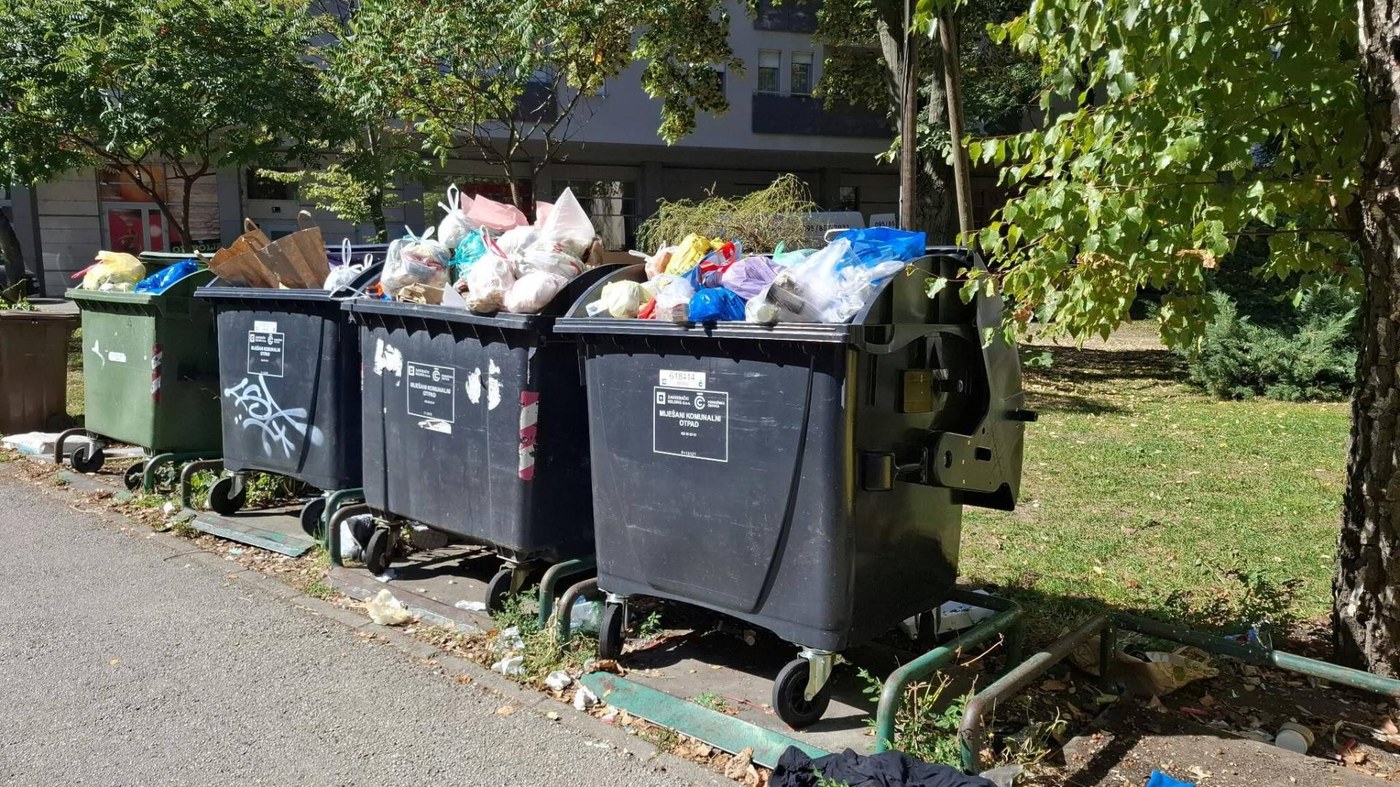 Prepuni kontejneri u Zagrebu