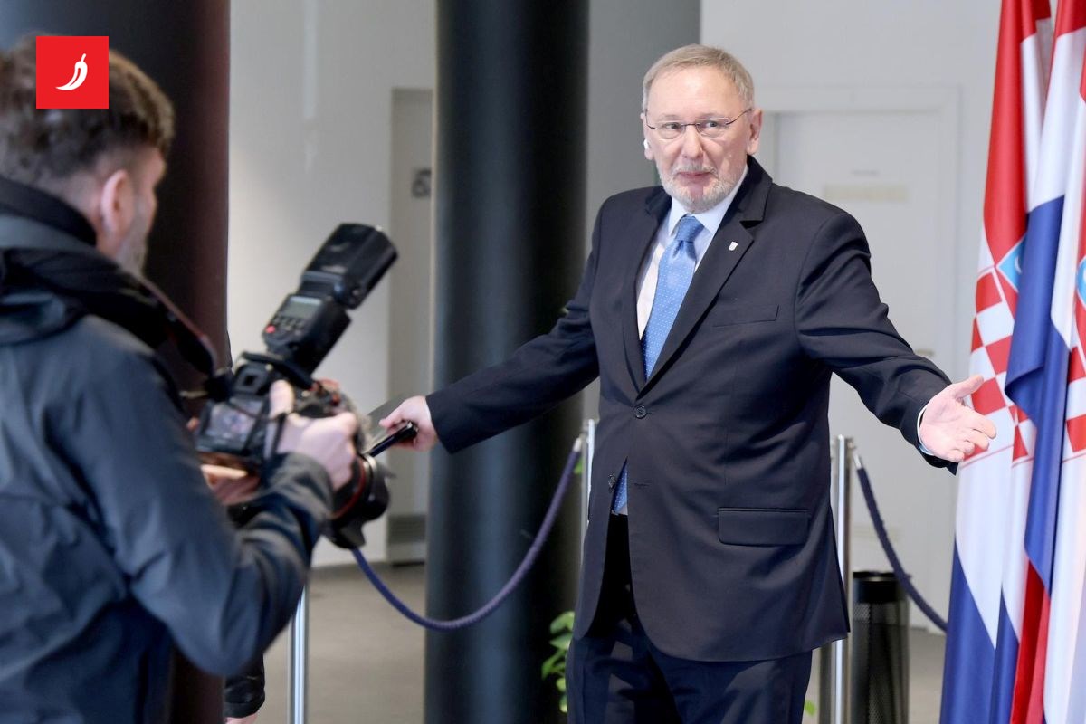 BOŽINOVIĆ RAZBIJA ILUZIJE! Samo 7 'prizivača' u vojsci!