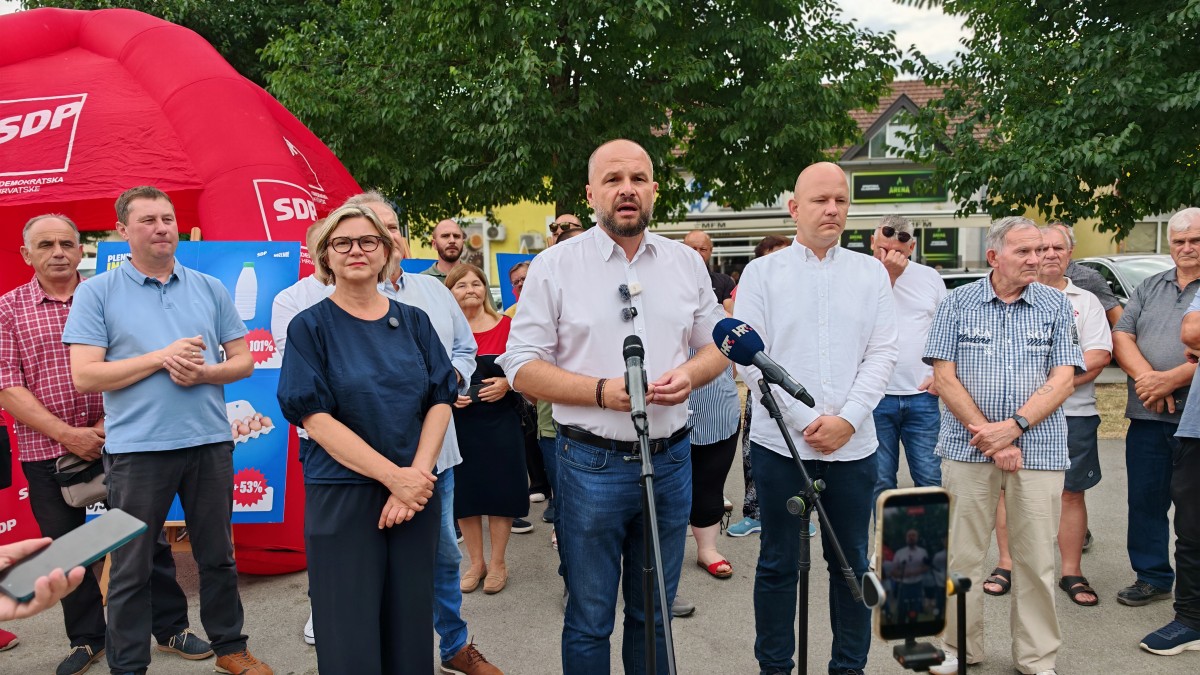 SDP i Možemo okupili zavidan broj ljudi na predstavljanju zajedničke kampanje u Virovitici