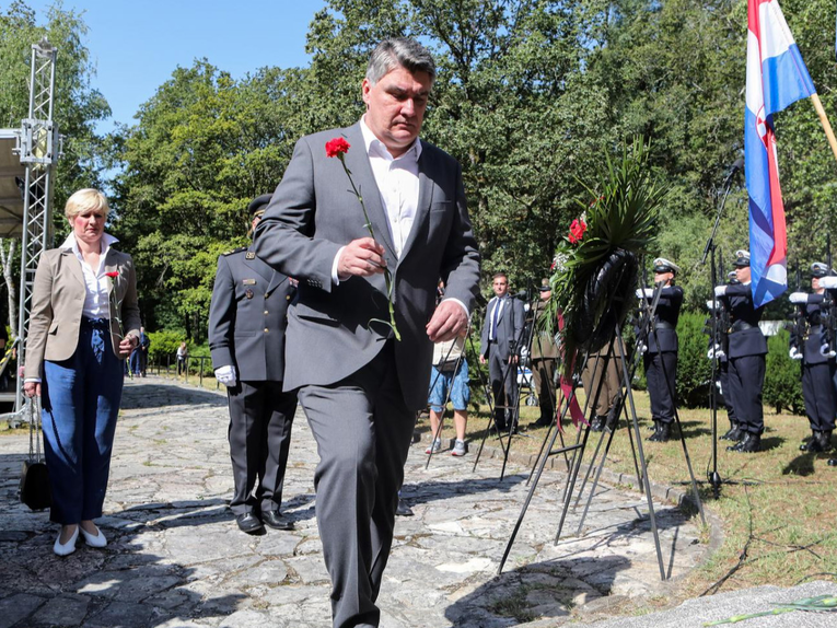 SKANDAL! SENFOVCI slave jugokomuniste, Plenković bježi: Tko brani HRVATSKU?!