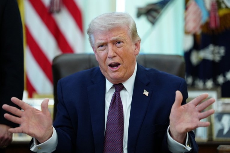 TRUMPOV ŠOK: PUSTIO HORMUŠKI TJESNAC U KAOS! JE LI OVO NOVI UDAR DUBOKE DRŽAVE?