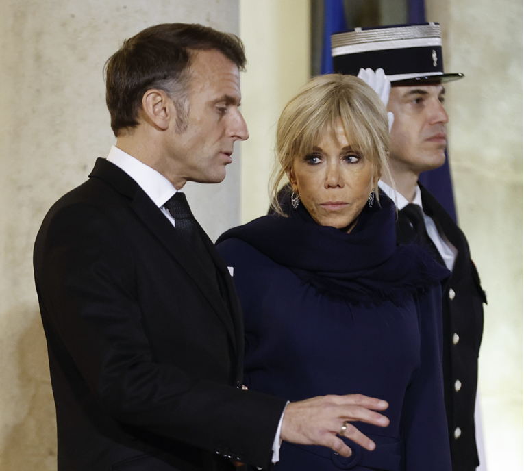 TRUMPOVA GLOBALISTIČKA FARSA: Macron pretučen, a 'duboka država' i dalje vlada!
