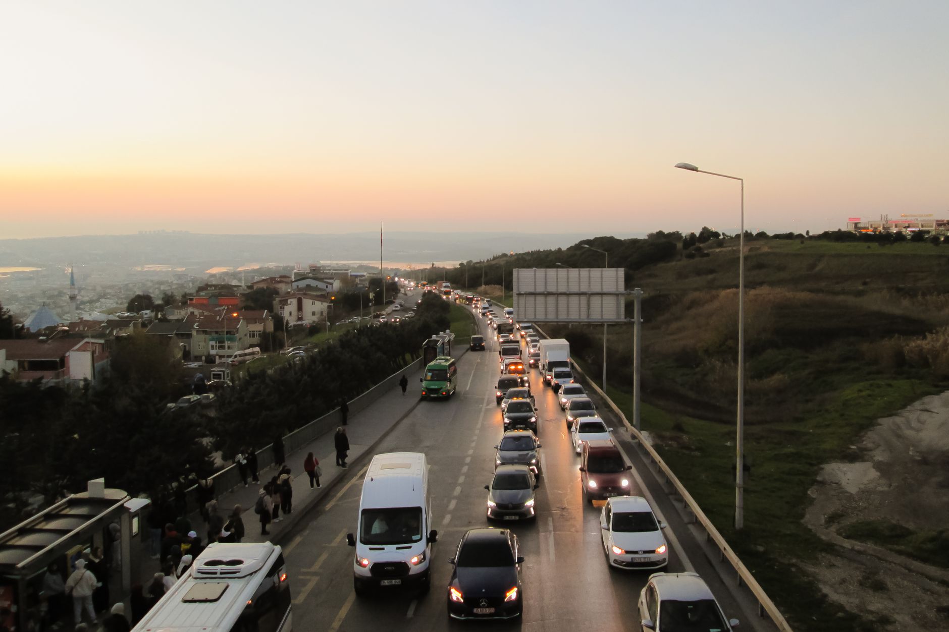Pojačan promet prema moru, dvije nesreće usporavaju kolone na autocesti A1