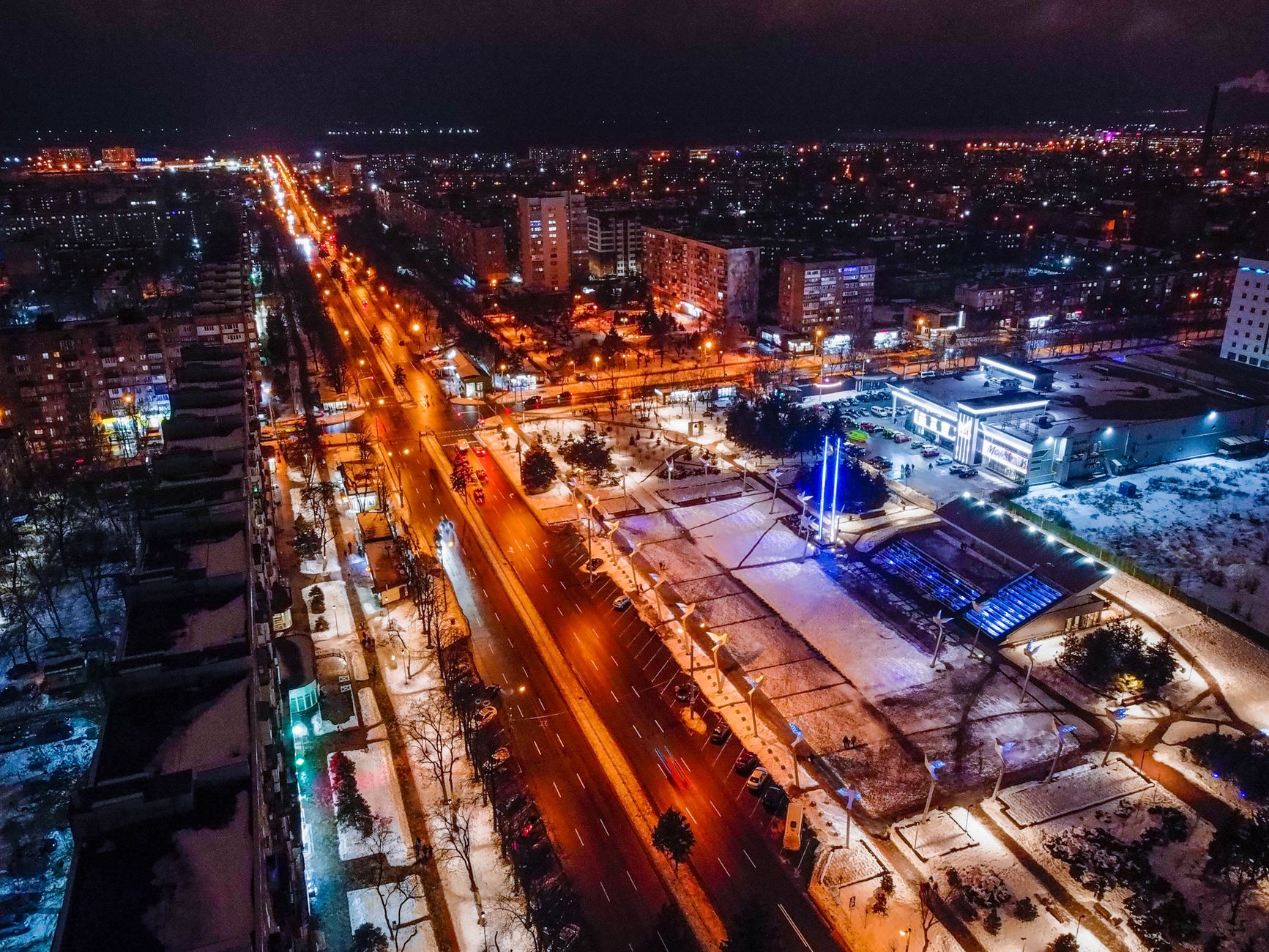 Ruski dronovi pogodili shopping centar u rodnom gradu Zelenskog, najmanje šestero mrtvih