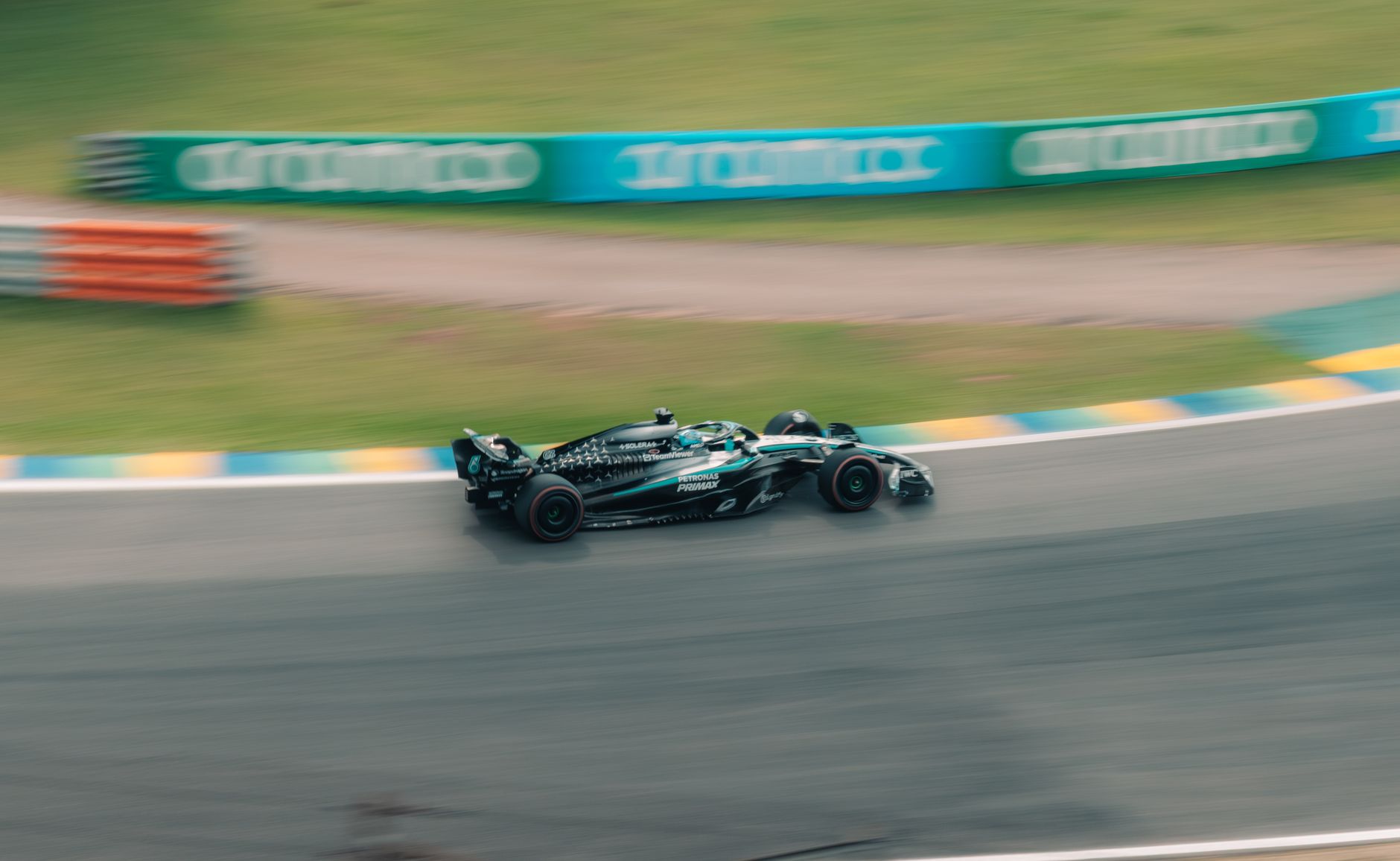 Ferrari zagrmio u Monzi: Leclerc najbrži ispred Hamiltona na prvom treningu